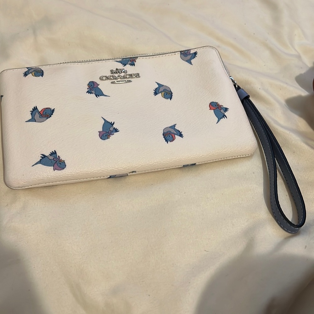 Coach Wristlet Clutch Cinderella Birds LRG CRN ZP
